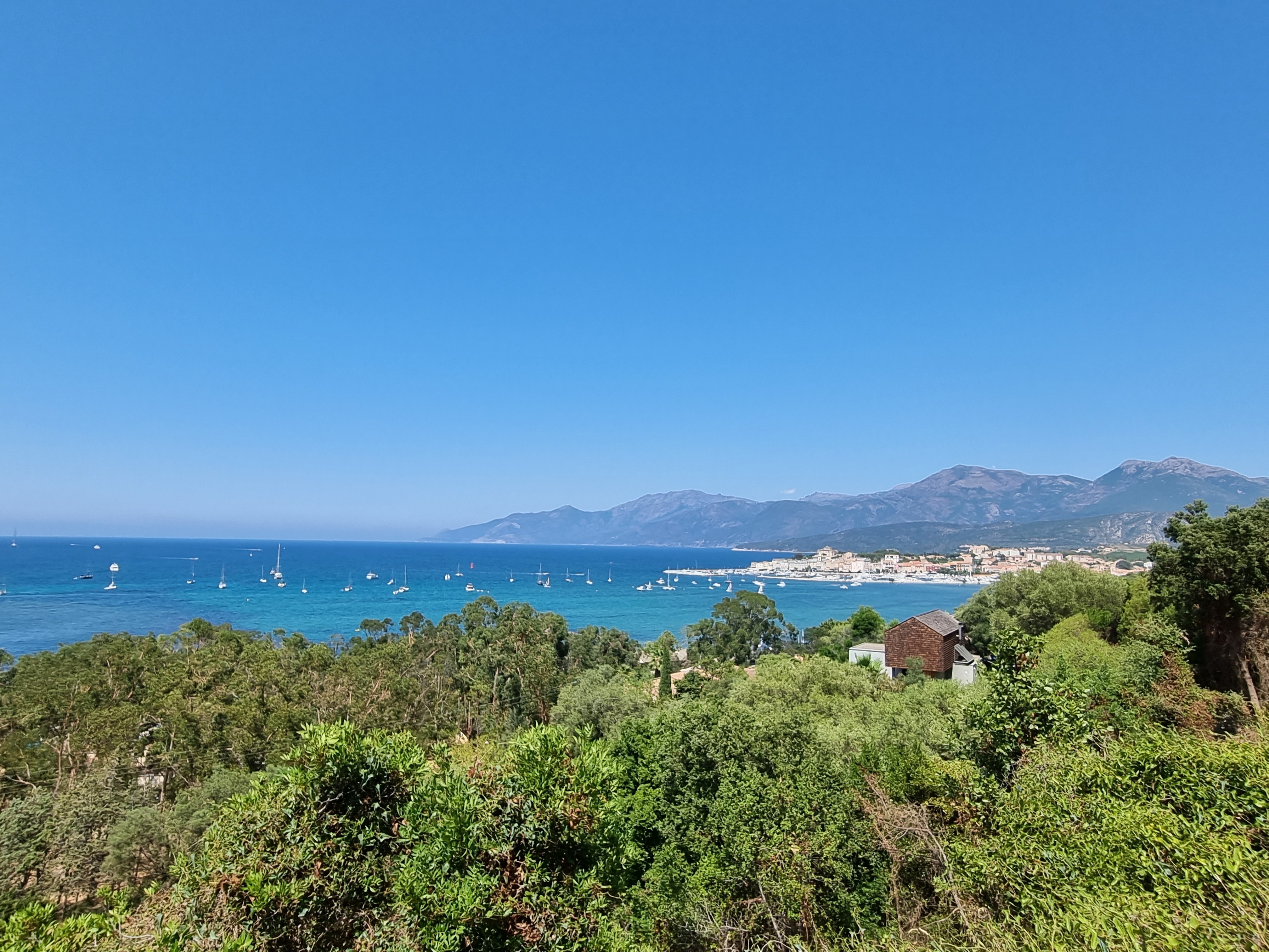 vue sur Saint-Florent