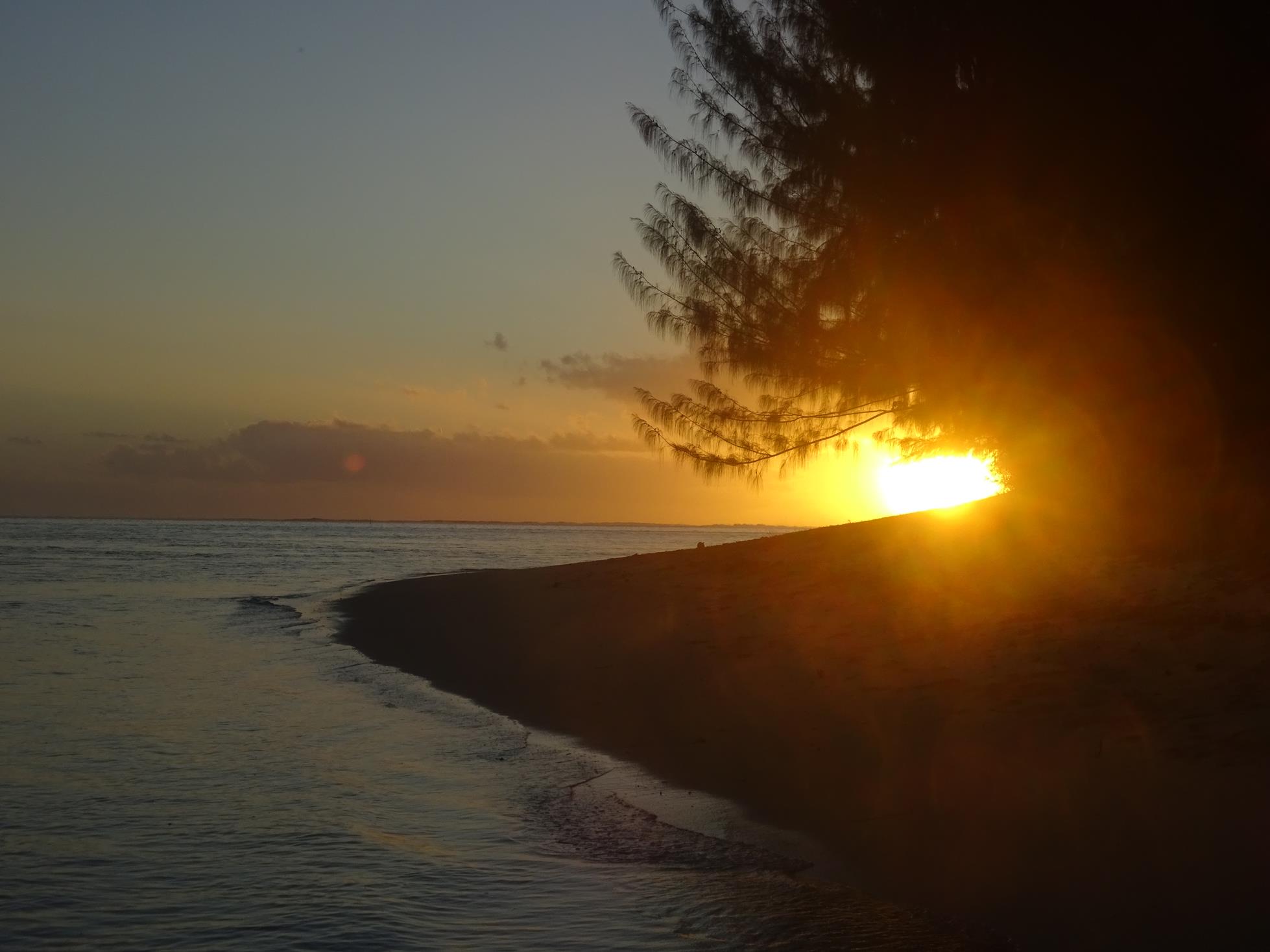 coucher de soleil à Moorea