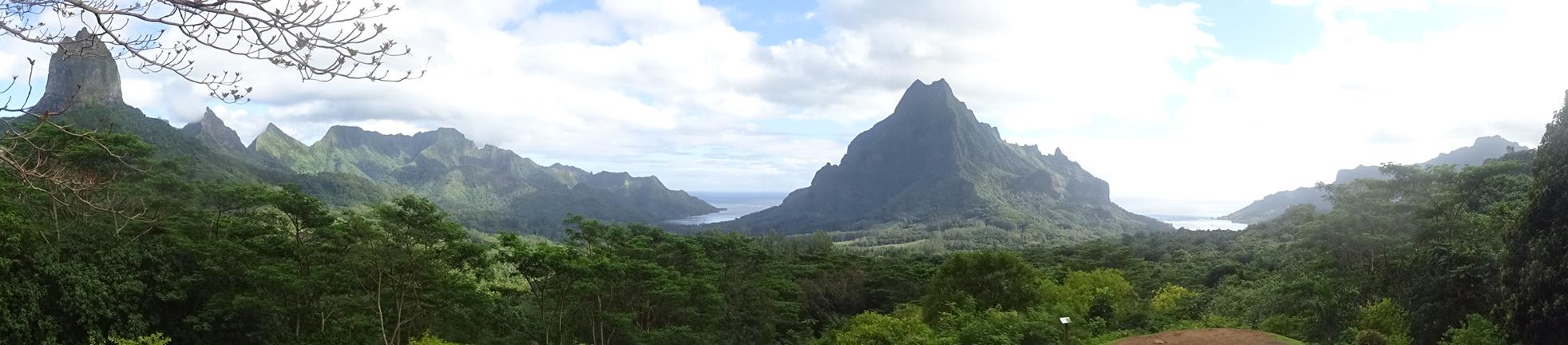 la baie d'Opunohu