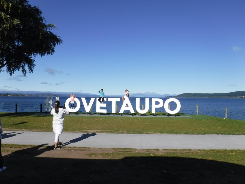 Taupo, au bord du Lac du même nom