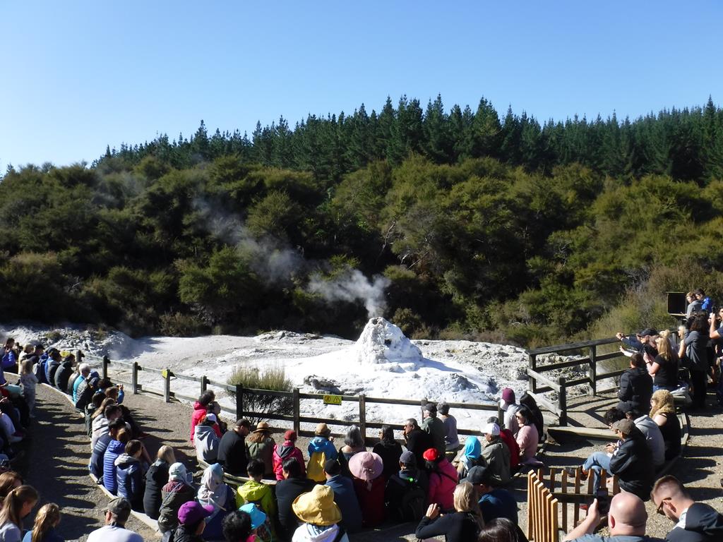 Wai-o-Tapu thermal wonderland