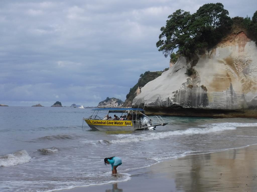 Hahei, Cathedral Cove