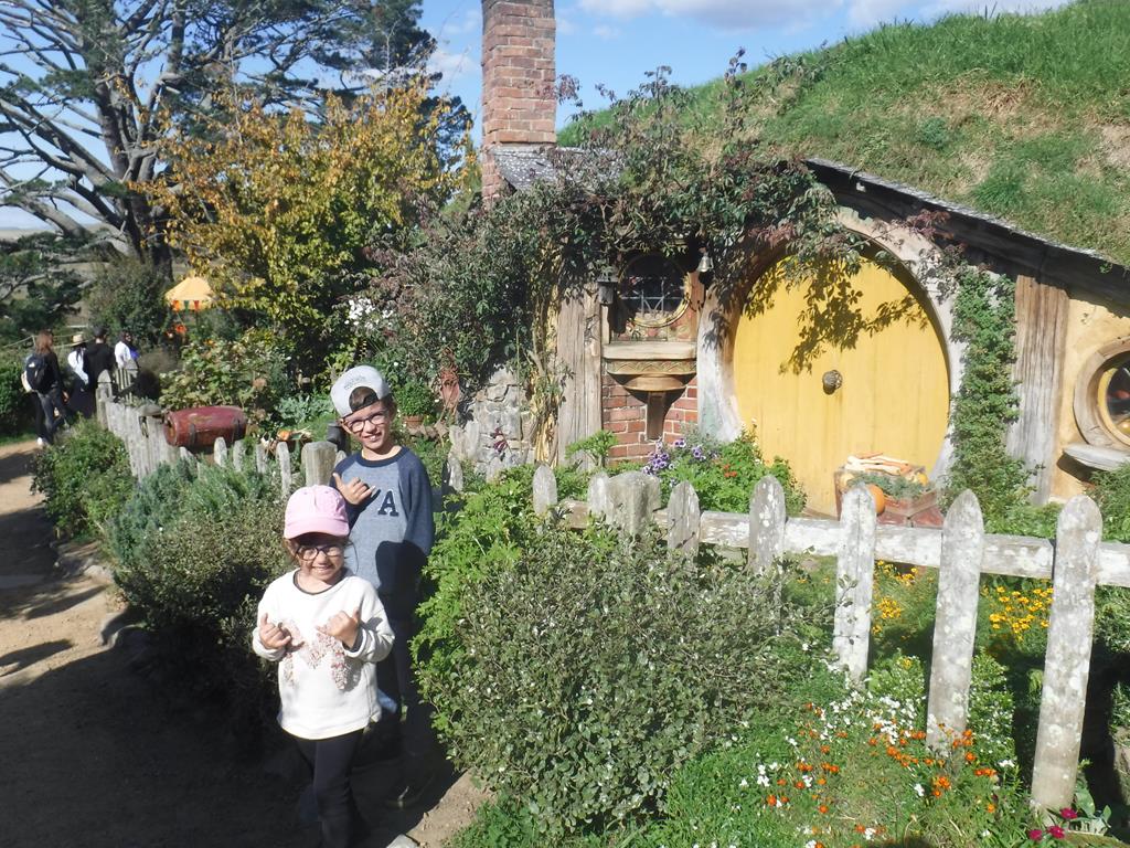 Hobbiton Movie Set