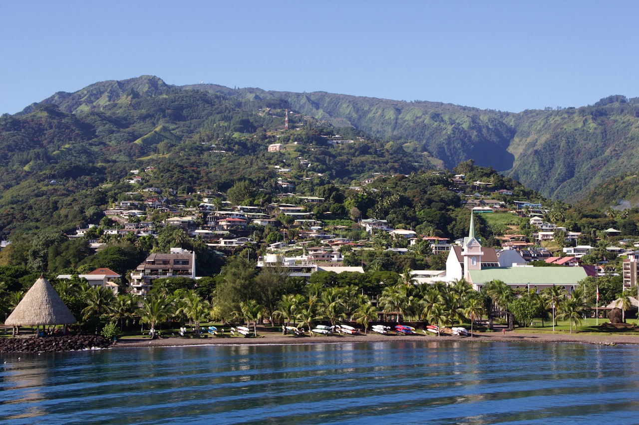 On quitte Papeete pour Moorea en ferry