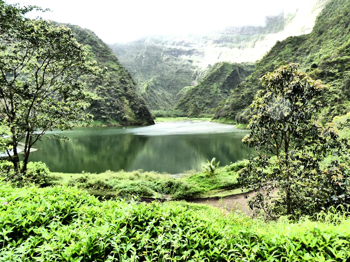 lac Vaihiria en plein centre de l'ïle