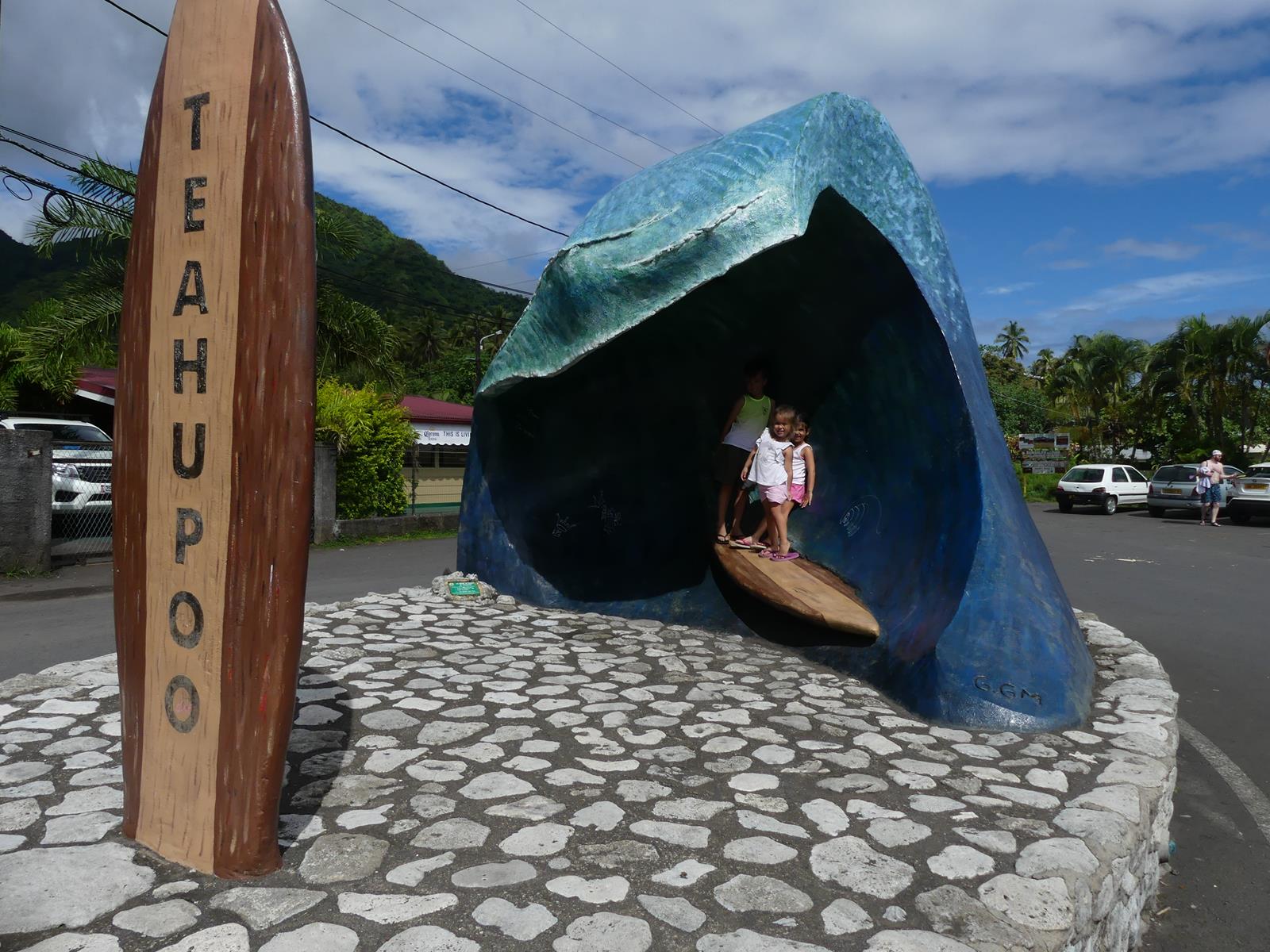 plage de Teahupoo