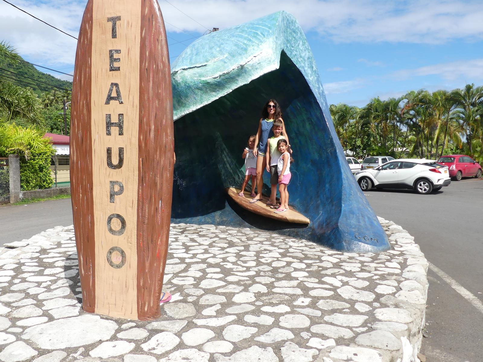 plage de Teahupoo