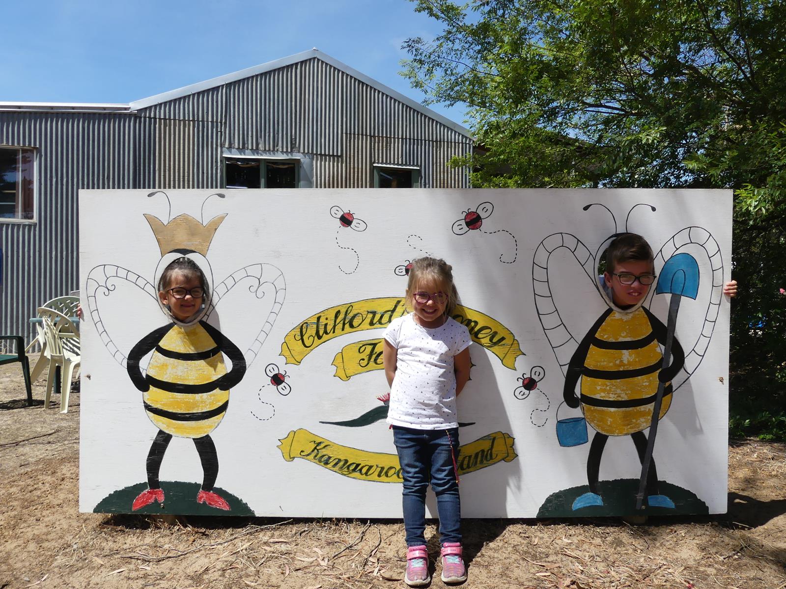 Clifford's Honey Farm