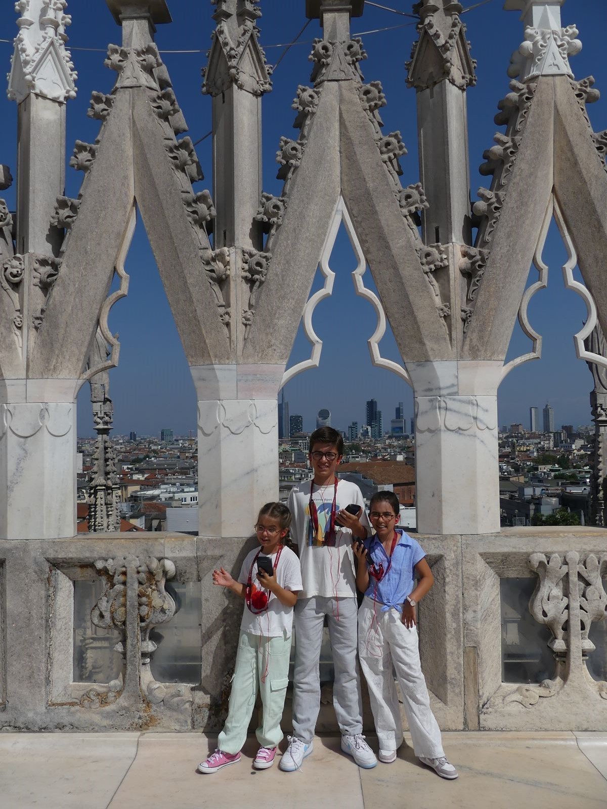 sur les toits de la cathédrale de la nativité de la Sainte Vierge Marie