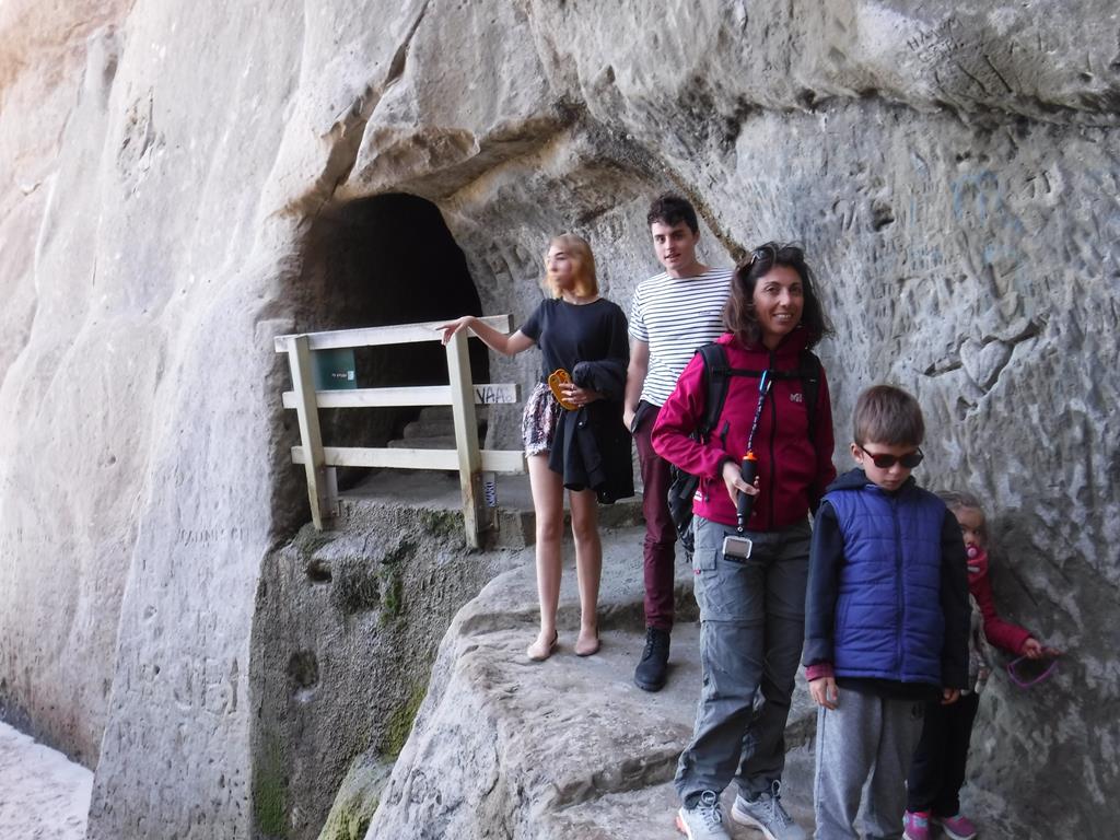 Tunnel Beach