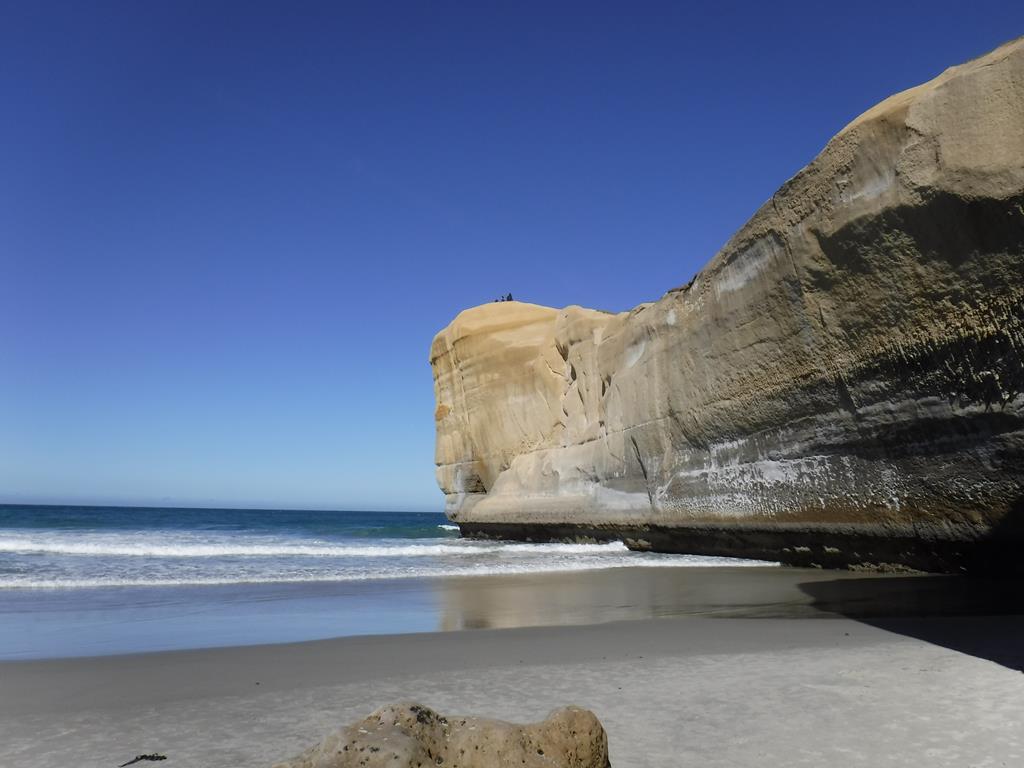 Tunnel Beach